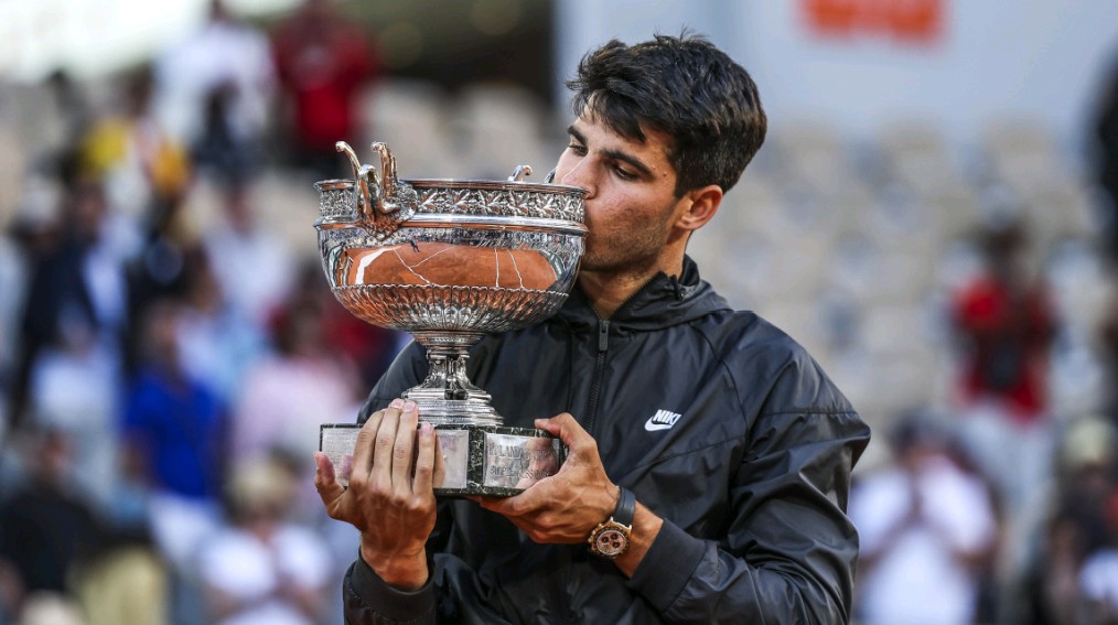 DB电竞平台登录-法国网球队翻盘欧洲网球队，阿尔卡拉斯高光表现的简单介绍