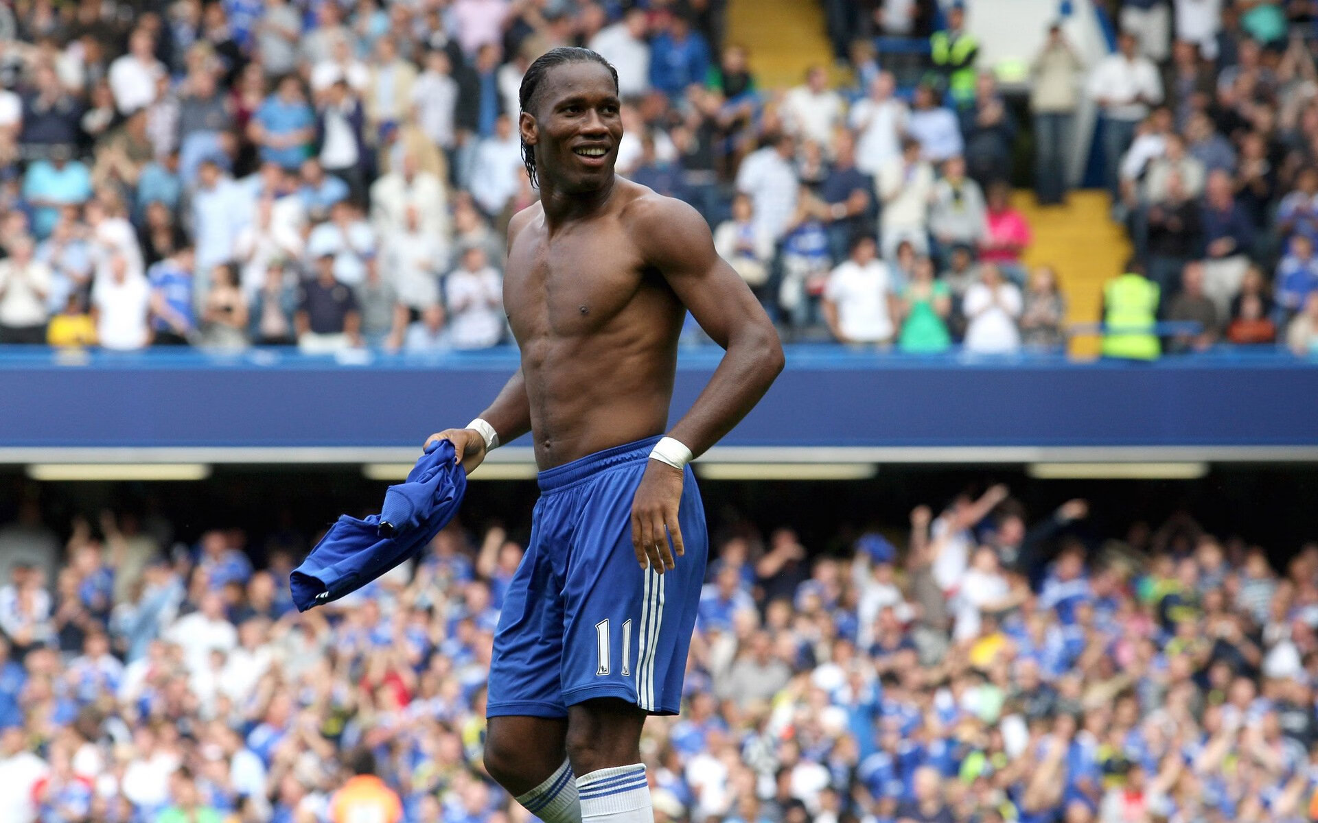 DB电竞官网登录-雷恩对阵阿尔及利亚友谊赛观察，范戴克一夫当关，展现定义比赛的巨星价值